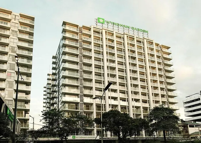 Hotel Wyndham Garden Bay