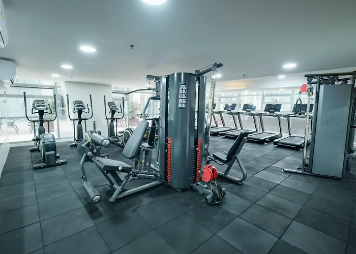 Hotel Wyndham Garden Bay 3*