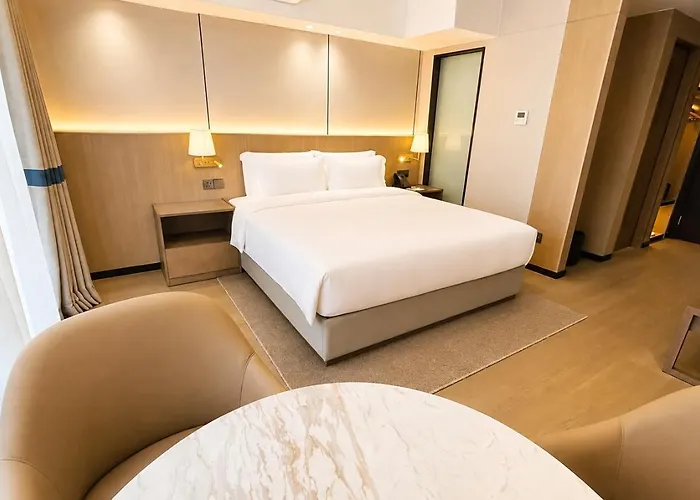 Wyndham Garden Bay Hotel