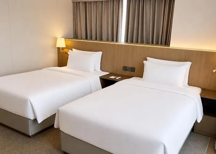 Wyndham Garden Bay Hotel 3*
