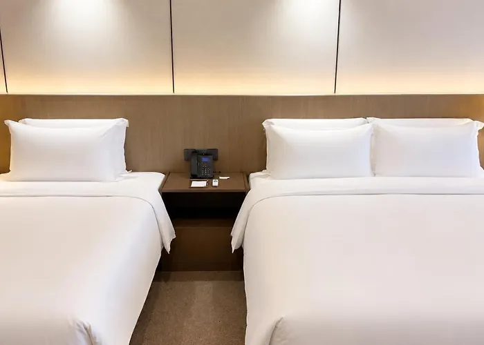 Wyndham Garden Bay Hotel 3*