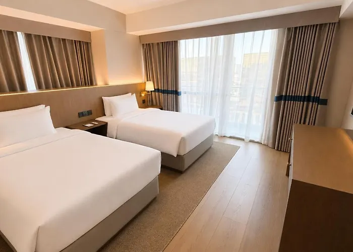 Hotel Wyndham Garden Bay